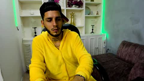 MAX online show from January 12, 8:25 am