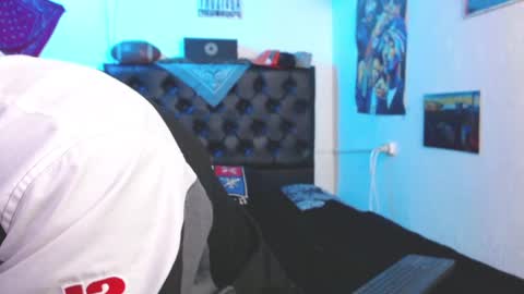 brad hot boy online show from March 6, 3:56 pm