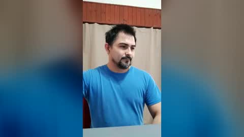 bradd_32 online show from July 16, 1:47 pm
