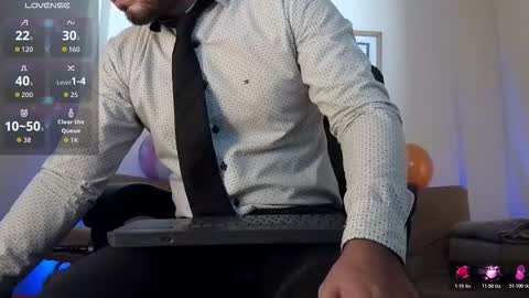 Bradley Colton Independ Model online show from December 1, 2:15 pm