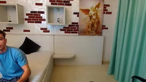 BradyFlint online show from November 17, 5:32 am