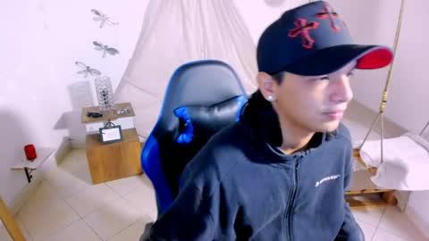 B R A N D online show from May 30, 4:22 am