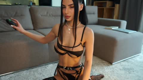 Brandi online show from March 4, 9:18 am