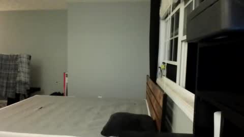 brandon255225 online show from April 14, 6:38 am