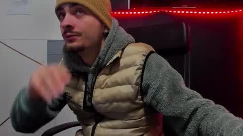 BrandonTateX online show from February 2, 5:15 am