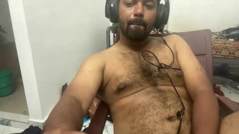 dont tell me u like to see me if you cant follow me online show from October 27, 7:47 pm