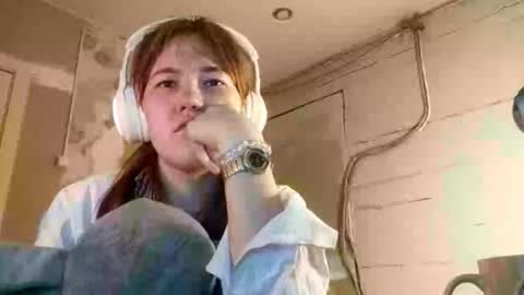 Dina online show from February 26, 11:46 am