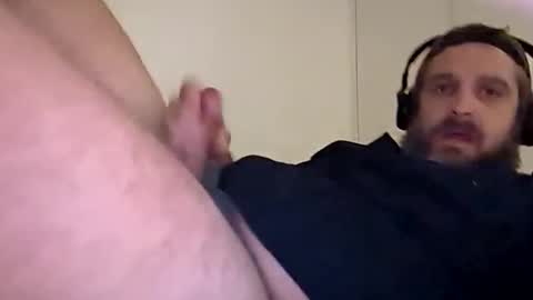 bredboxent online show from April 9, 9:04 am