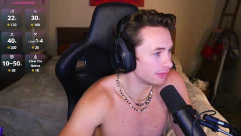 brentonverde online show from December 13, 10:02 pm