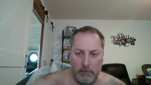 hey online show from January 28, 9:19 pm