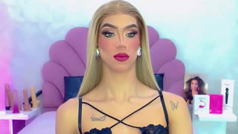 BRIANA online show from March 29, 6:37 am