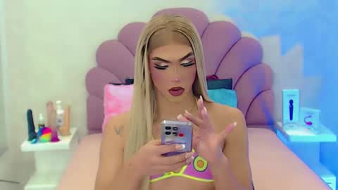 BRIANA online show from February 27, 8:35 am