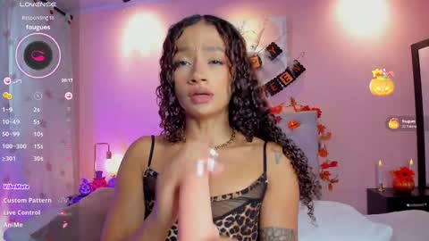 BRIANA online show from October 18, 7:51 pm