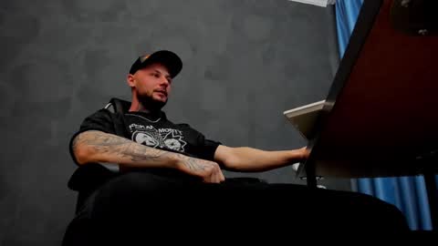 Brian online show from March 11, 6:41 am