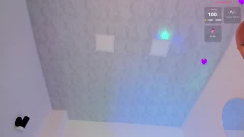   online show from March 18, 11:27 am