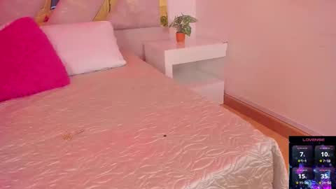 Snapshot of briannahill_ chatting on October 21, 11:59 am Brianna online show from October 21, 11:59 am