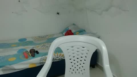 Snapshot of brida_angela29 chatting on October 22, 1:24 pm brida_angela29 online show from October 22, 1:24 pm