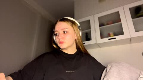 Anne online show from May 1, 1:38 pm