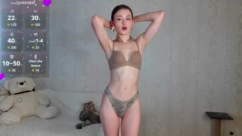 brina_03 online show from August 1, 2:07 pm