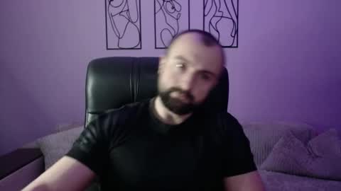 brindlefly69 online show from February 16, 12:03 pm