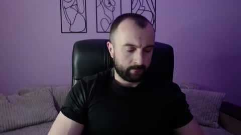 brindlefly69 online show from April 3, 10:33 am