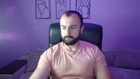 brindlefly69 online show from October 20, 11:04 am