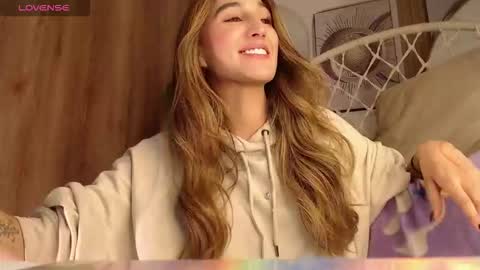  B R I N N A   online show from October 11, 11:30 pm