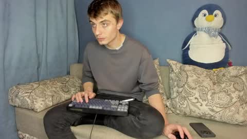 bristlebback online show from May 14, 5:00 pm
