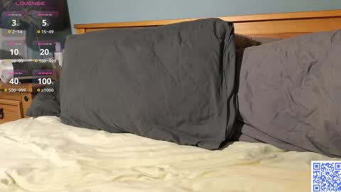 Snapshot of britishpoet chatting on January 30, 9:47 pm Callum online show from January 30, 9:47 pm