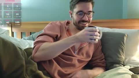 Snapshot of britishpoet chatting on October 7, 7:43 pm Callum online show from October 7, 7:43 pm