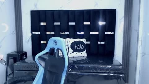 Britney  online show from March 18, 2:39 am