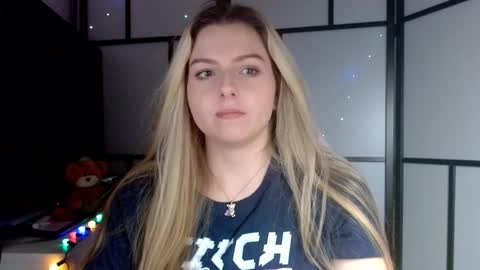 BritneyGlow online show from December 10, 7:22 pm