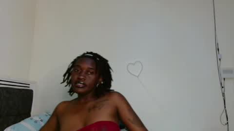 broken_haloo online show from March 3, 6:59 pm