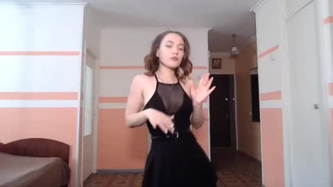 Lina online show from May 24, 8:10 am