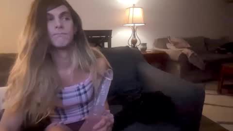 Snapshot of brookiebabyyyx3 chatting on January 29, 7:46 am brooke online show from January 29, 7:46 am