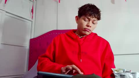 brosscams2025 online show from January 8, 2:17 am