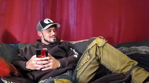 brownboyt online show from October 11, 3:59 pm