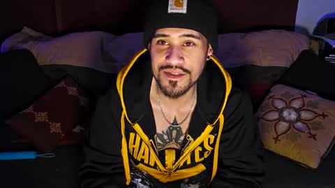 brownboyt online show from December 14, 7:47 am