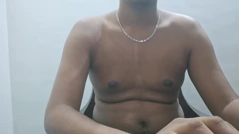 brownguy2505 online show from December 19, 8:15 pm