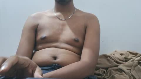 brownguy2505 online show from June 25, 11:48 am