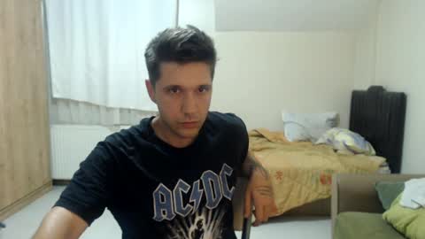 brownhaiir online show from August 1, 8:43 pm
