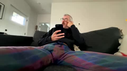 Bruce online show from September 25, 1:18 pm