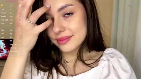 Snapshot of brunalamarra chatting on October 22, 3:13 pm Lina online show from October 22, 3:13 pm