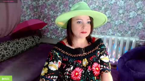 Julia online show from May 30, 8:18 pm