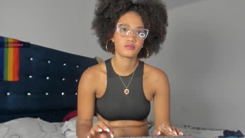 brunettjhelen online show from October 14, 9:29 pm