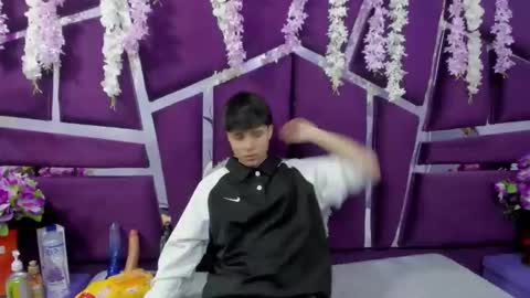 Bruno Cruz online show from February 3, 3:15 am