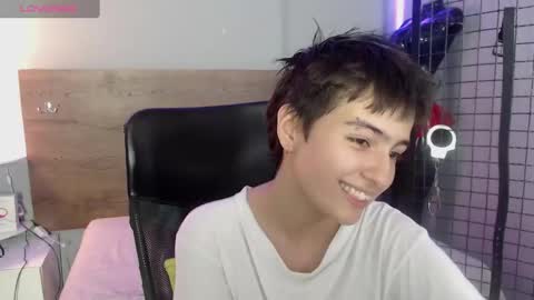 B R Y C E  online show from December 17, 8:43 pm