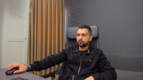 BryceReign online show from March 16, 5:32 am