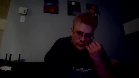 bubbagumbutch online show from May 10, 7:59 am