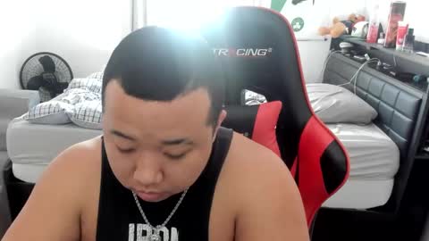 buffsexyman24 online show from March 1, 6:32 pm